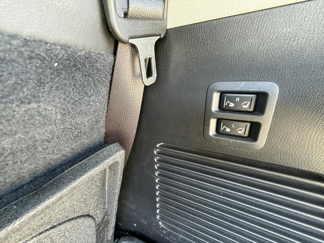 Infiniti QX56 2WD 2012
