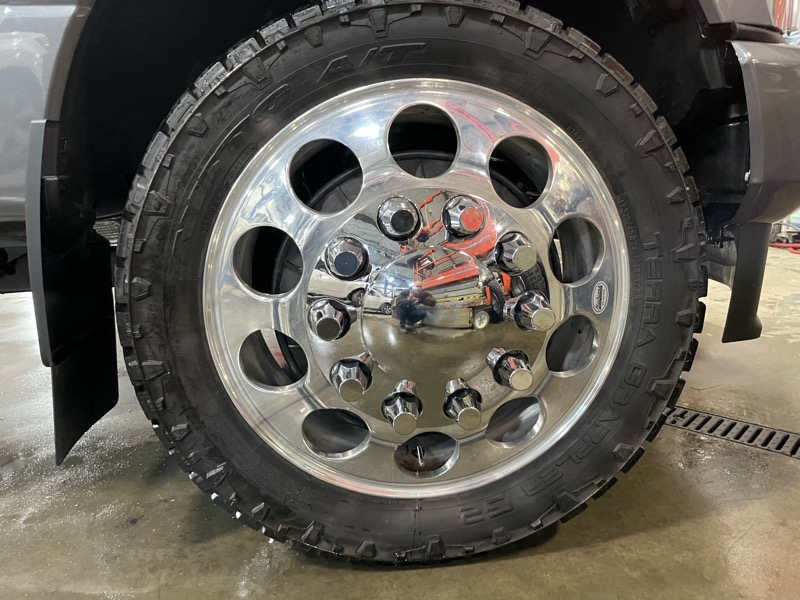 Ford F-350 SD Limited Crew Cab Long Box 4WD DRW 2022