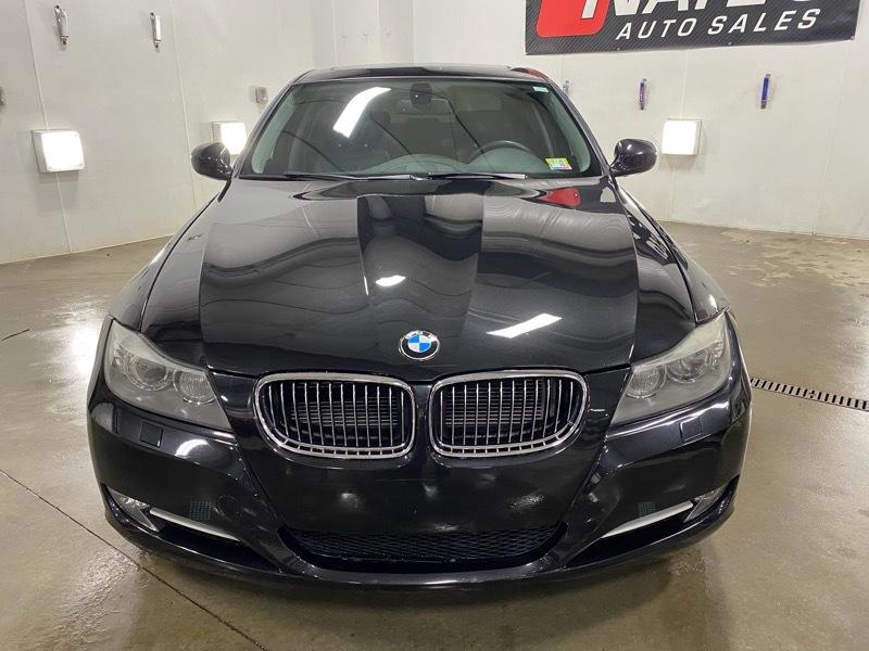 BMW 3-Series 335i xDrive SA 2011