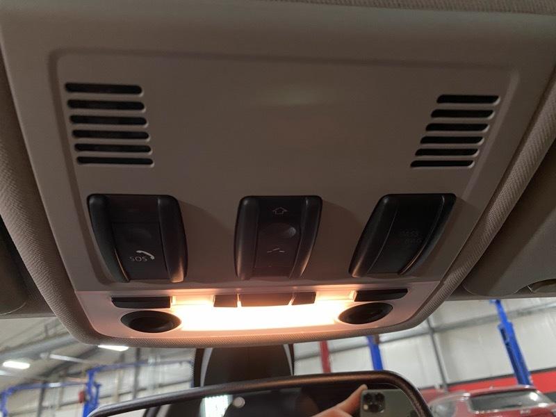 BMW 3-Series 335i xDrive SA 2011