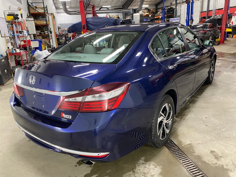 Honda Accord LX Sedan CVT 2016