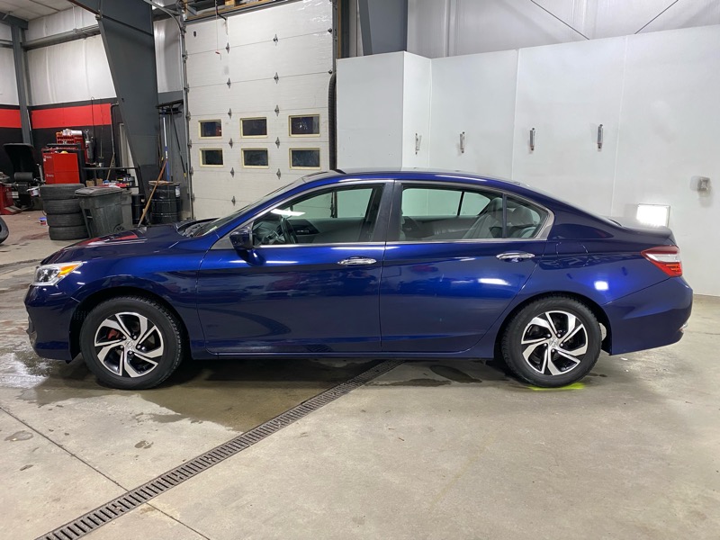 Honda Accord LX Sedan CVT 2016