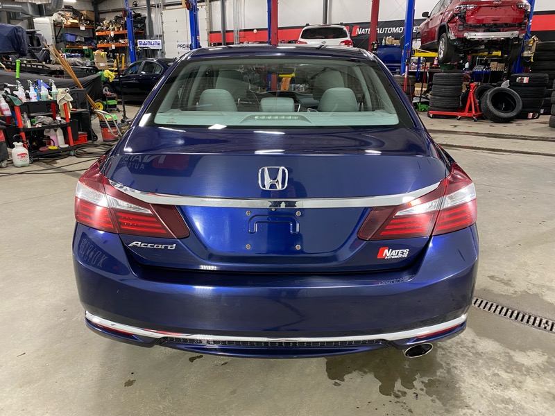 Honda Accord LX Sedan CVT 2016