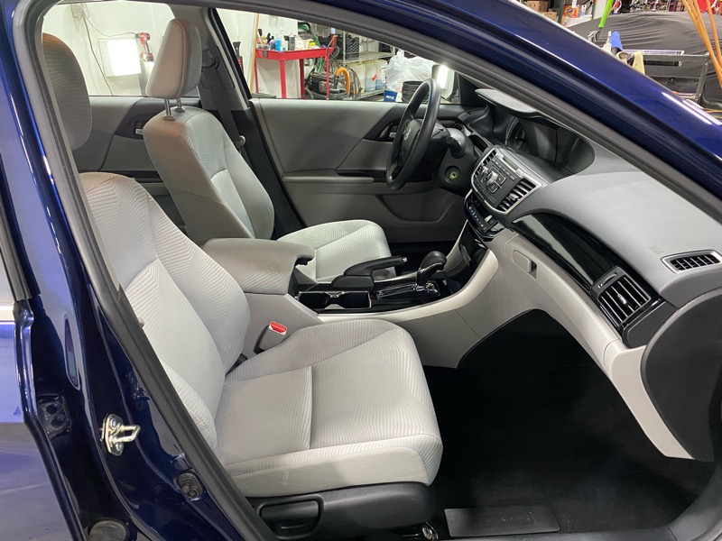 Honda Accord LX Sedan CVT 2016