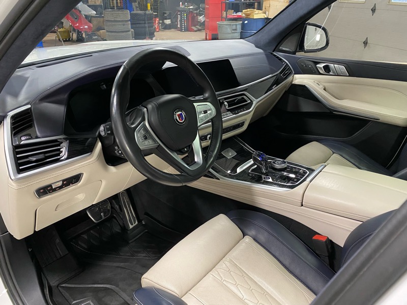 BMW Alpina XB7 Base 2022