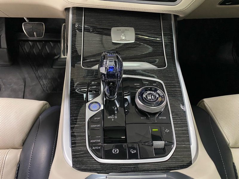 BMW Alpina XB7 Base 2022