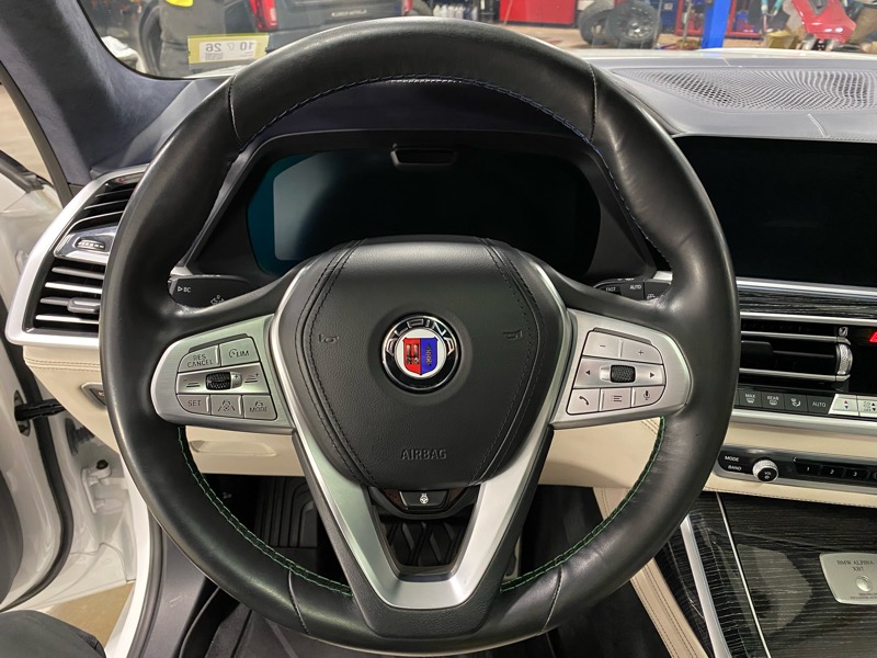 BMW Alpina XB7 Base 2022