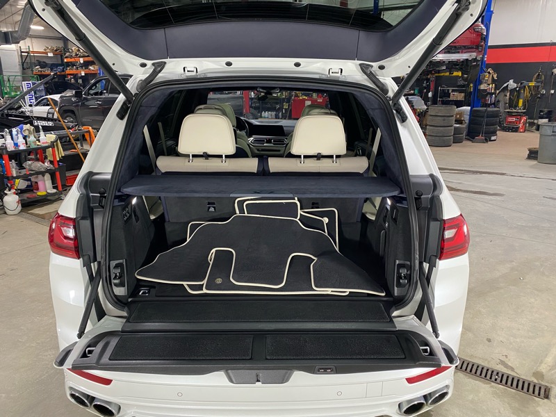 BMW Alpina XB7 Base 2022