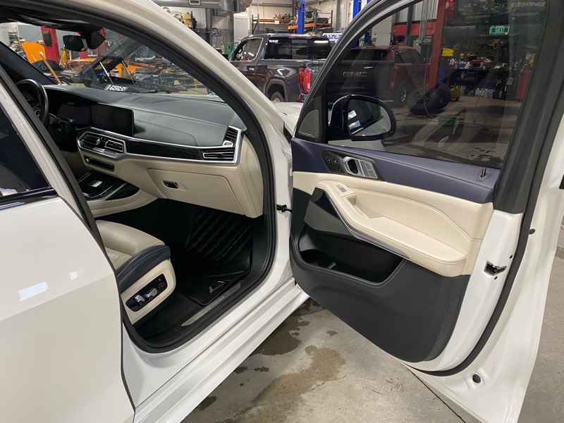 BMW Alpina XB7 Base 2022