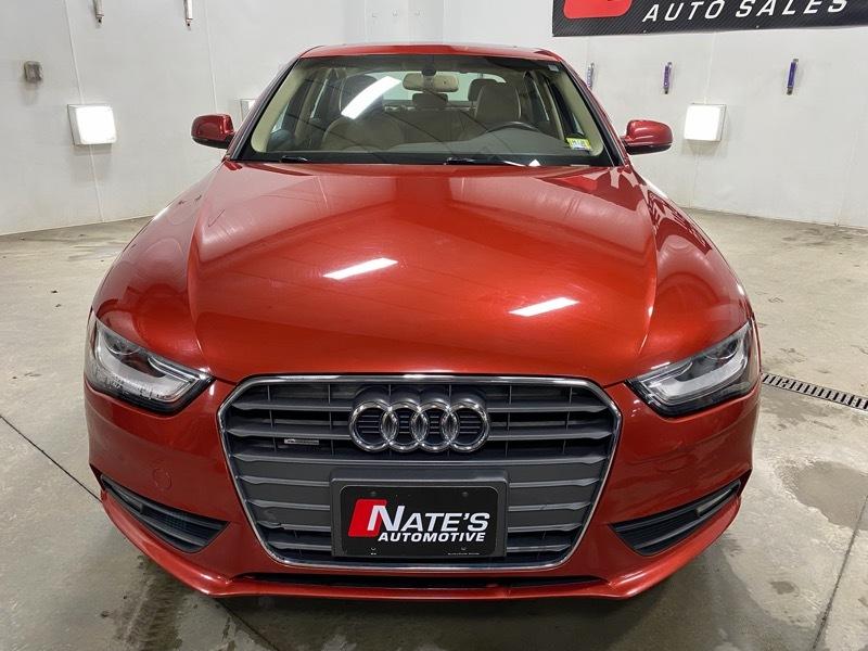 Audi A4 2.0T Premium Sedan quattro Manual 2013
