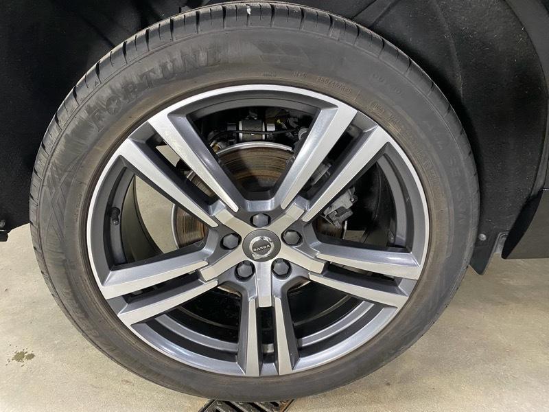 Volvo XC60 T5 Momentum AWD 2018