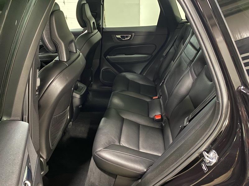 Volvo XC60 T5 Momentum AWD 2018