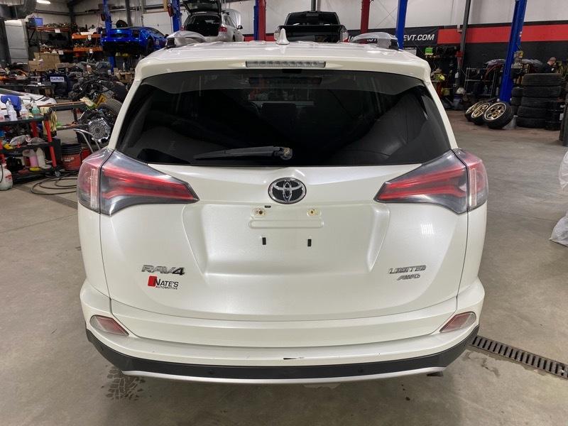 Toyota RAV4 Limited AWD 2016
