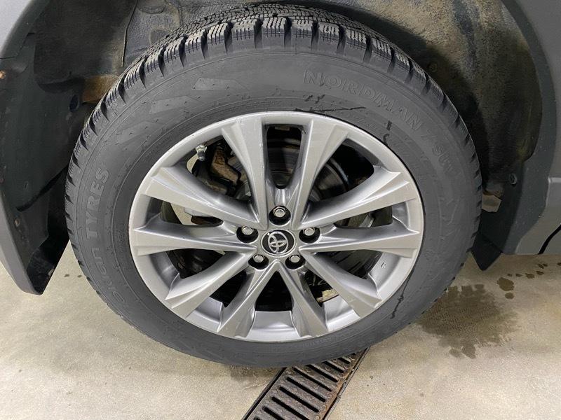 Toyota RAV4 Limited AWD 2016