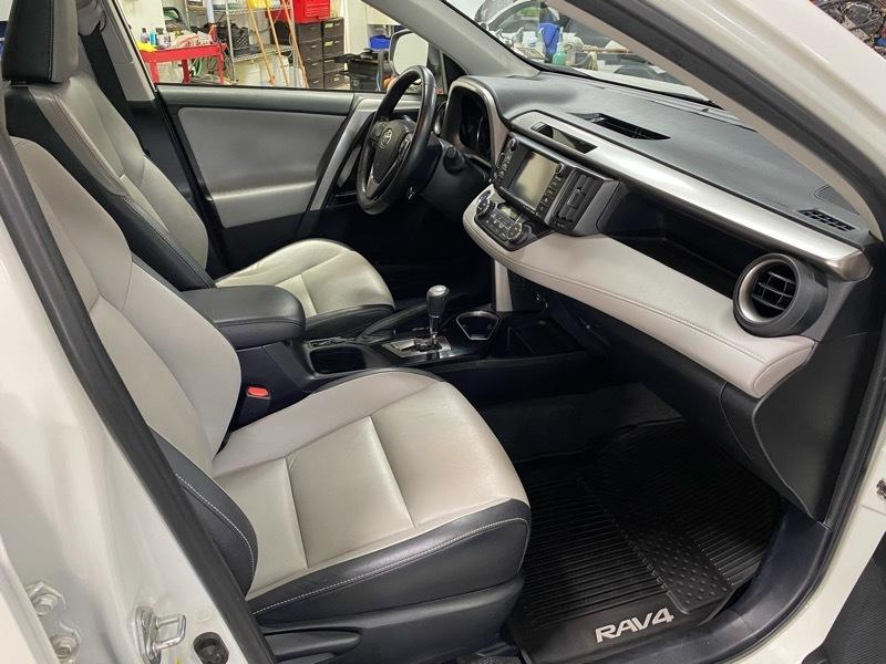 Toyota RAV4 Limited AWD 2016