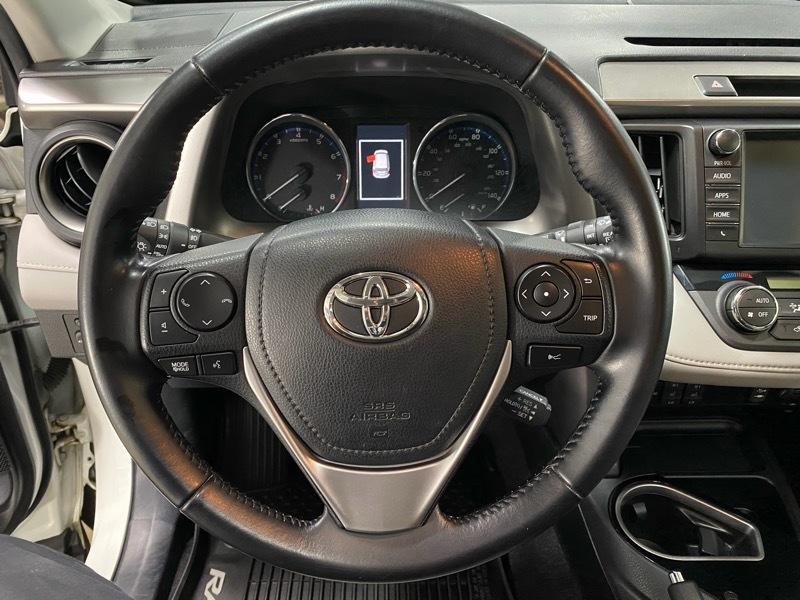 Toyota RAV4 Limited AWD 2016