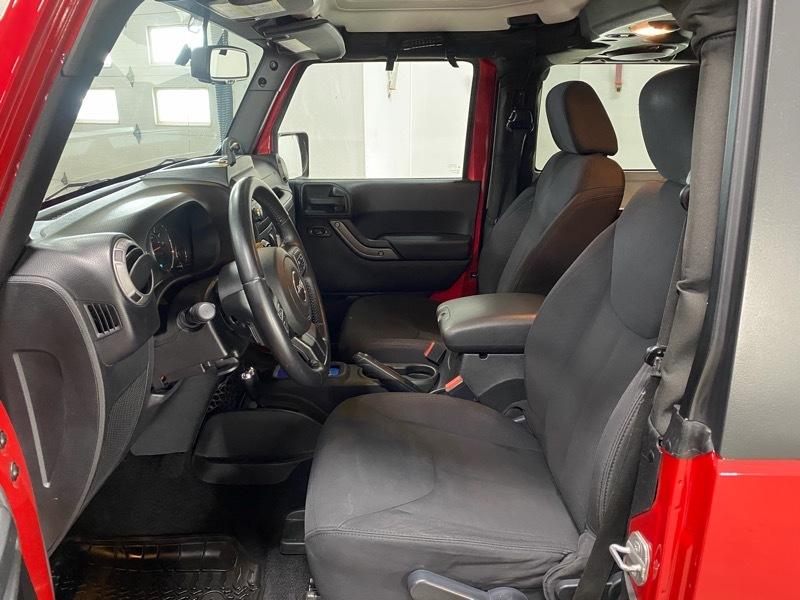 Jeep Wrangler Sport 4WD 2014