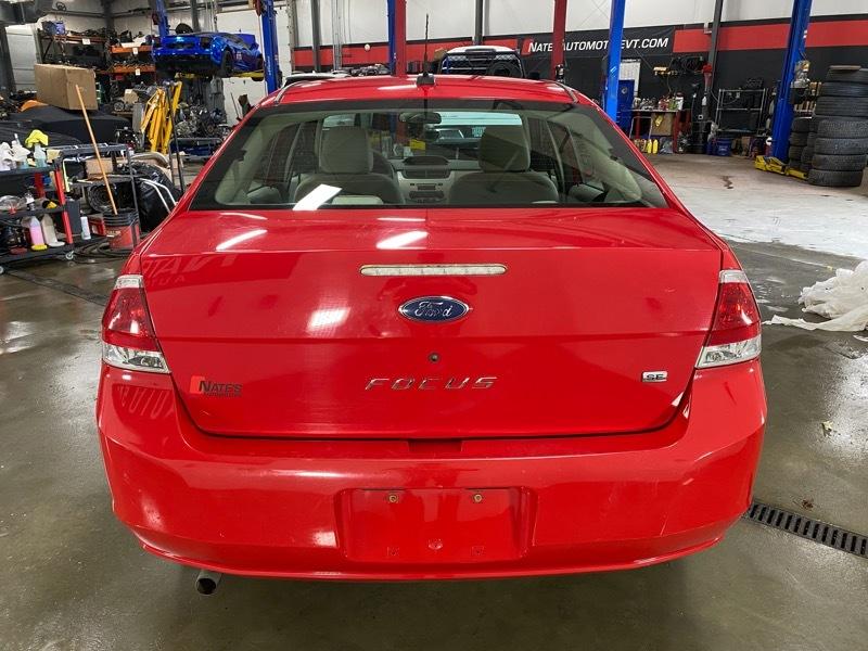 Ford Focus SE Sedan 2008