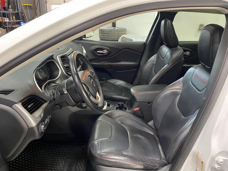 Jeep Cherokee Trailhawk 4WD 2014