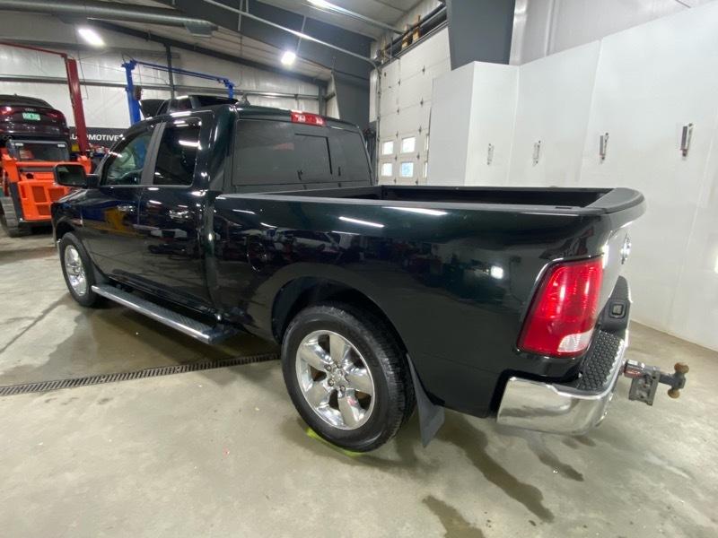 RAM 1500 Lone Star 4x4 Crew Cab 5'7" Box 2015