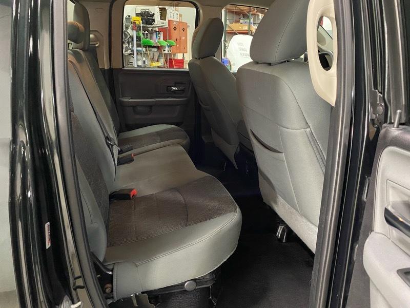 RAM 1500 Lone Star 4x4 Crew Cab 5'7" Box 2015