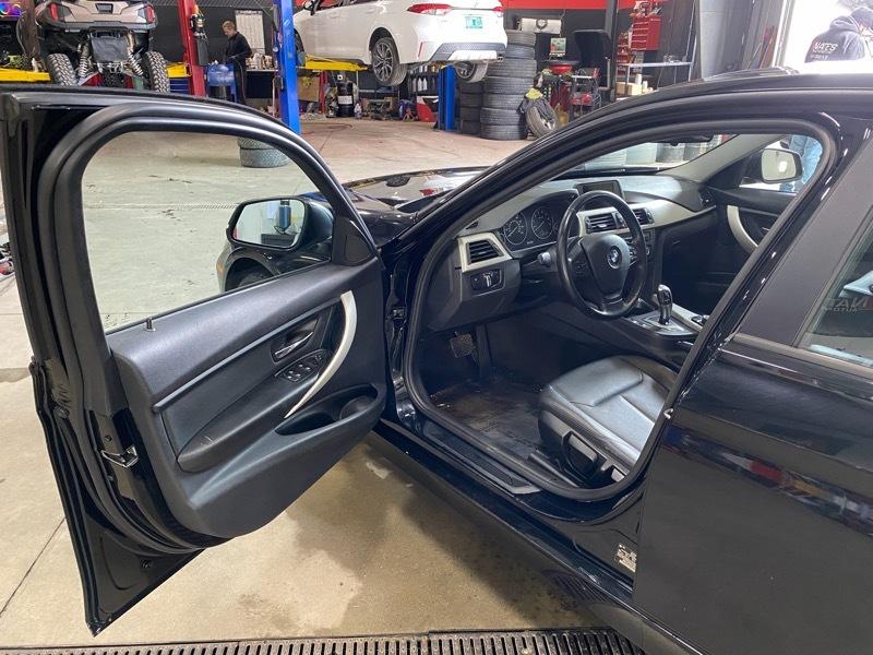 BMW 3-Series 320i xDrive 2015