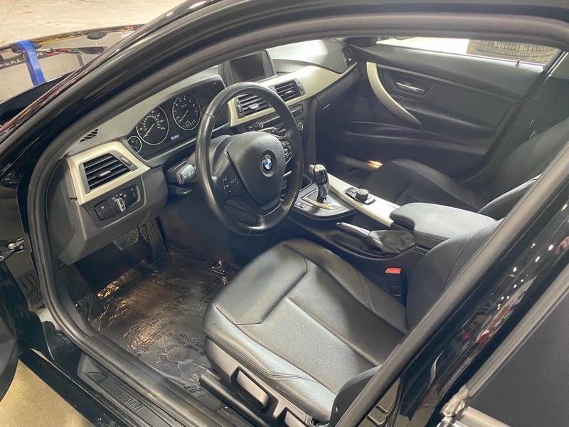 BMW 3-Series 320i xDrive 2015