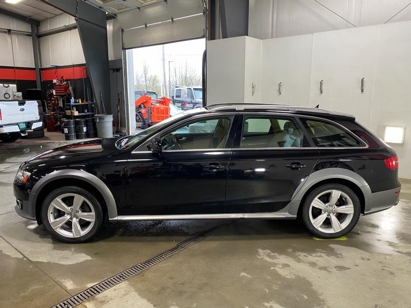 Audi allroad 2.0T Premium quattro Tiptronic 2014