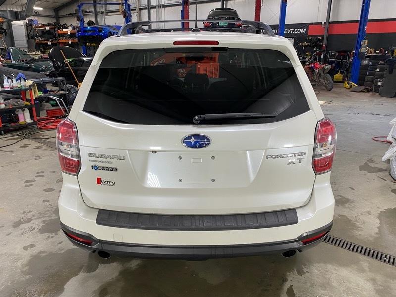 Subaru Forester 2.0XT Touring 2014