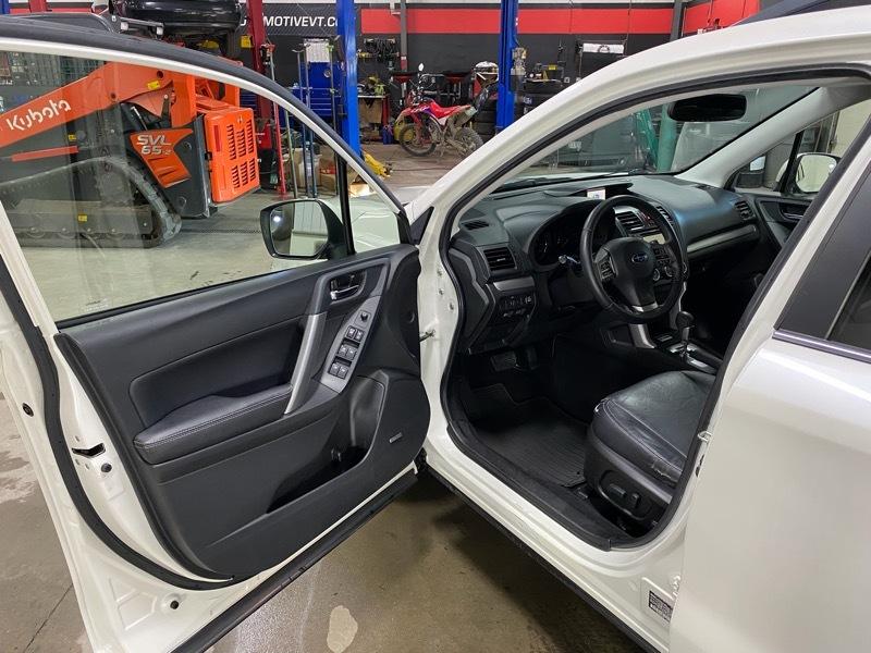 Subaru Forester 2.0XT Touring 2014
