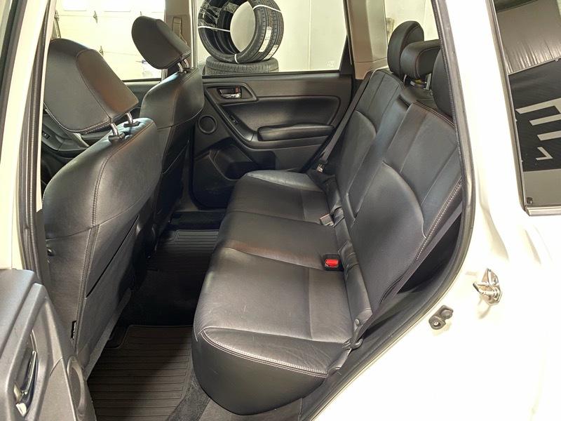 Subaru Forester 2.0XT Touring 2014