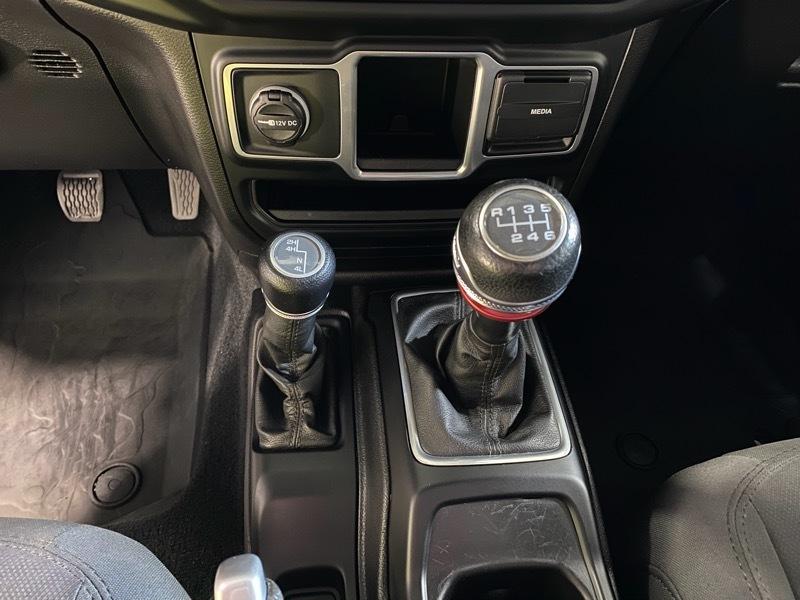 Jeep Wrangler Unlimited Sport 2018