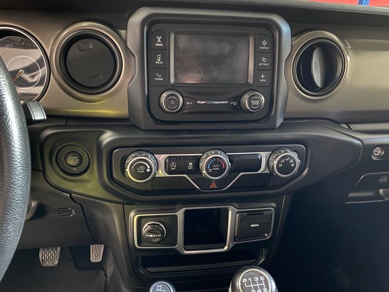 Jeep Wrangler Unlimited Sport 2018