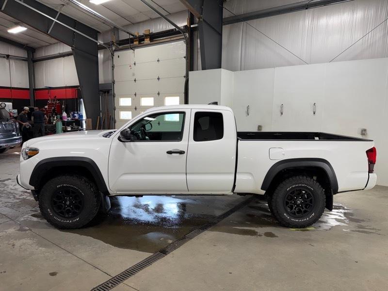 Toyota Tacoma SR5 Access Cab I4 6AT 4WD 2019