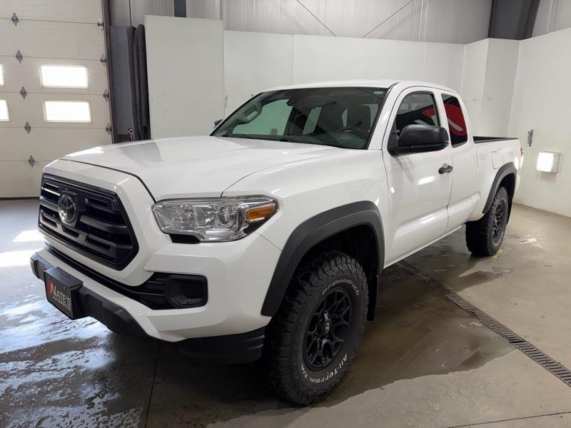Toyota Tacoma SR5 Access Cab I4 6AT 4WD 2019