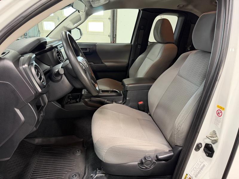 Toyota Tacoma SR5 Access Cab I4 6AT 4WD 2019