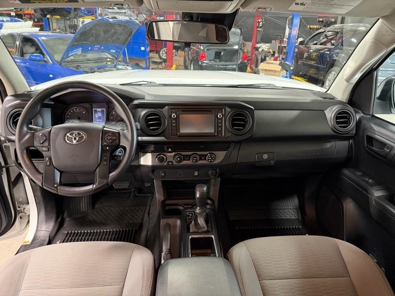 Toyota Tacoma SR5 Access Cab I4 6AT 4WD 2019