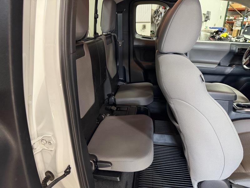 Toyota Tacoma SR5 Access Cab I4 6AT 4WD 2019