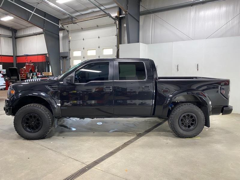 Ford F-150 SVT Raptor SuperCrew 5.5-ft. Bed 4WD 2014