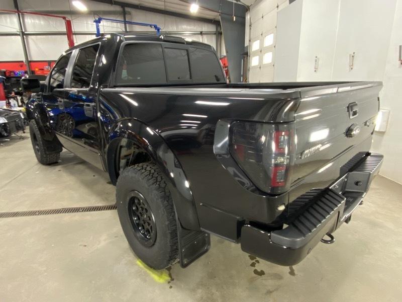 Ford F-150 SVT Raptor SuperCrew 5.5-ft. Bed 4WD 2014