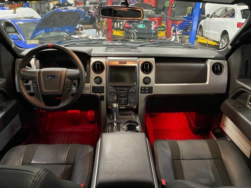 Ford F-150 SVT Raptor SuperCrew 5.5-ft. Bed 4WD 2014