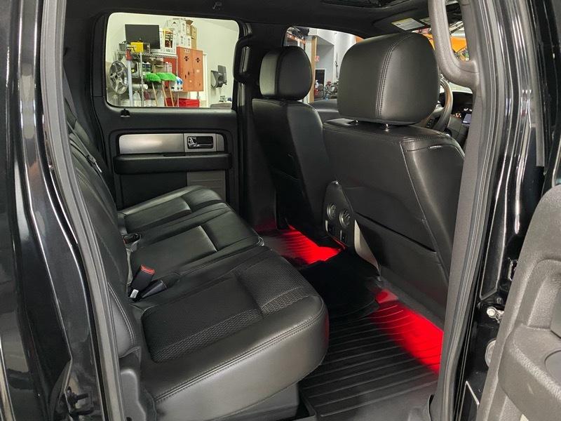 Ford F-150 SVT Raptor SuperCrew 5.5-ft. Bed 4WD 2014