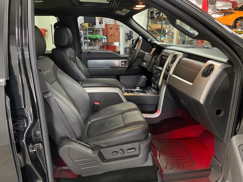 Ford F-150 SVT Raptor SuperCrew 5.5-ft. Bed 4WD 2014