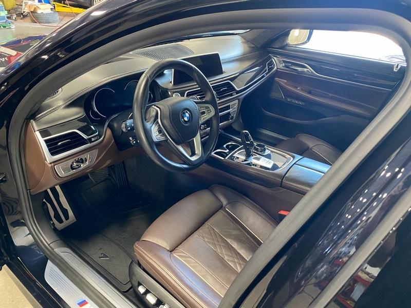 BMW 7-Series 750i xDrive 2018