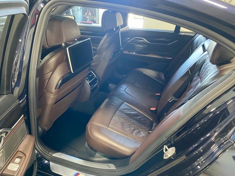 BMW 7-Series 750i xDrive 2018