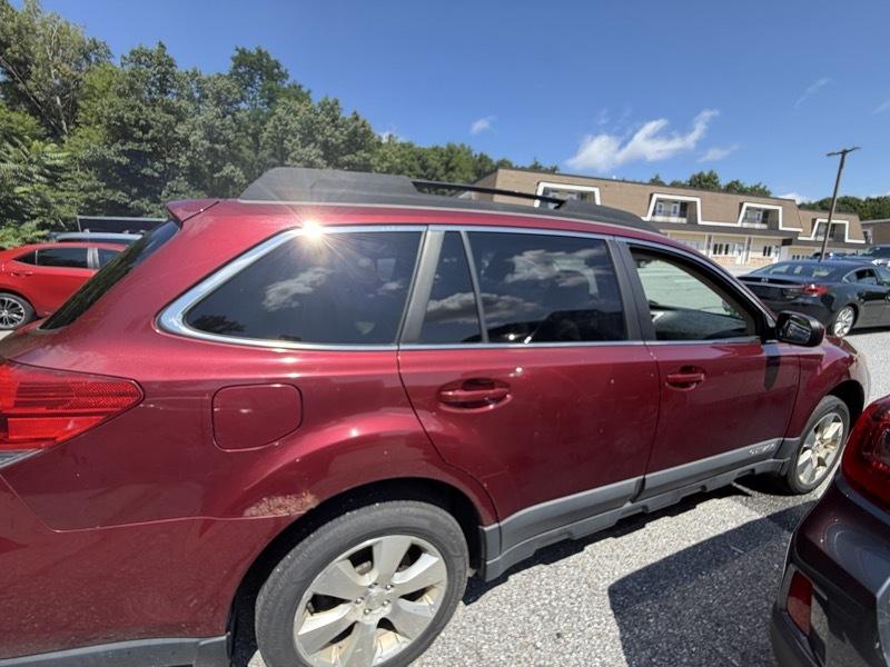 Subaru Outback 3.6R Limited 2011