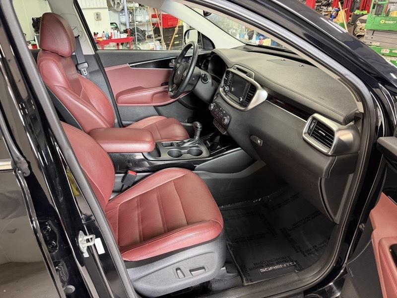 Kia Sorento Limited V6 AWD 2017