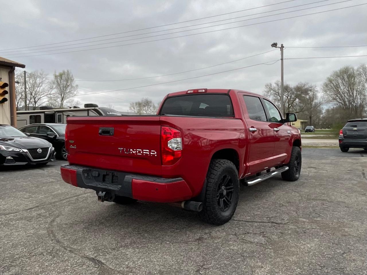 Toyota Tundra Platinum CrewMax 5.7L 4WD 2017