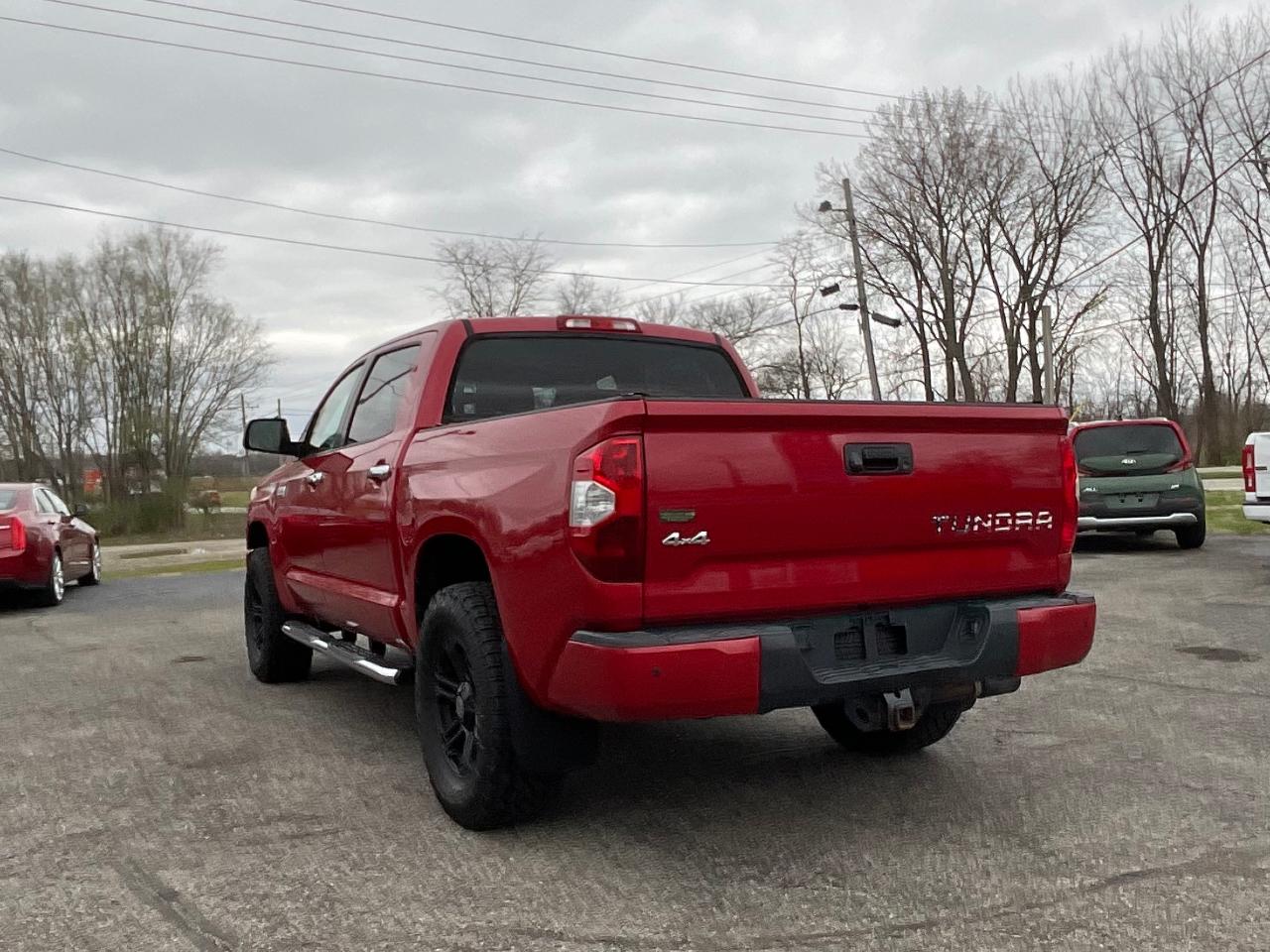 Toyota Tundra Platinum CrewMax 5.7L 4WD 2017