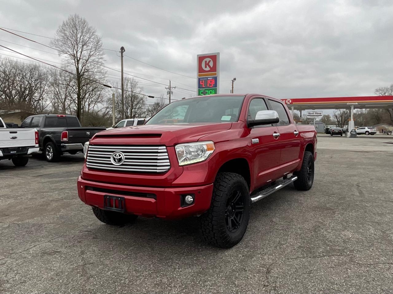 Toyota Tundra Platinum CrewMax 5.7L 4WD 2017